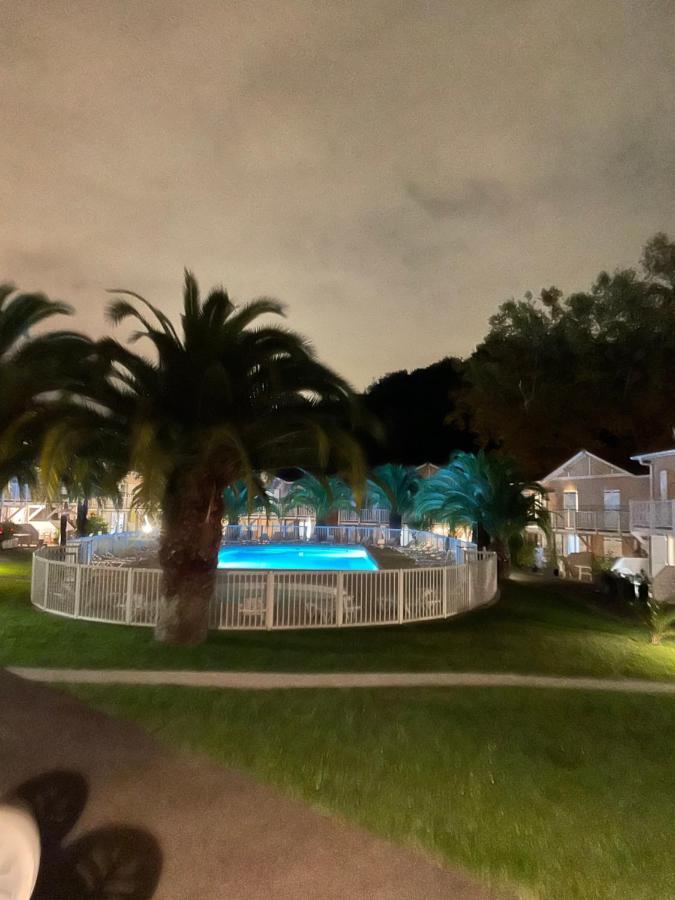 Résidence LA CROISIERE Anglet Esterno foto